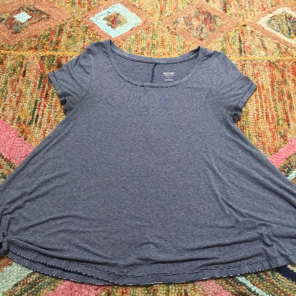 Mossimo target blue stripe flowy t shirt